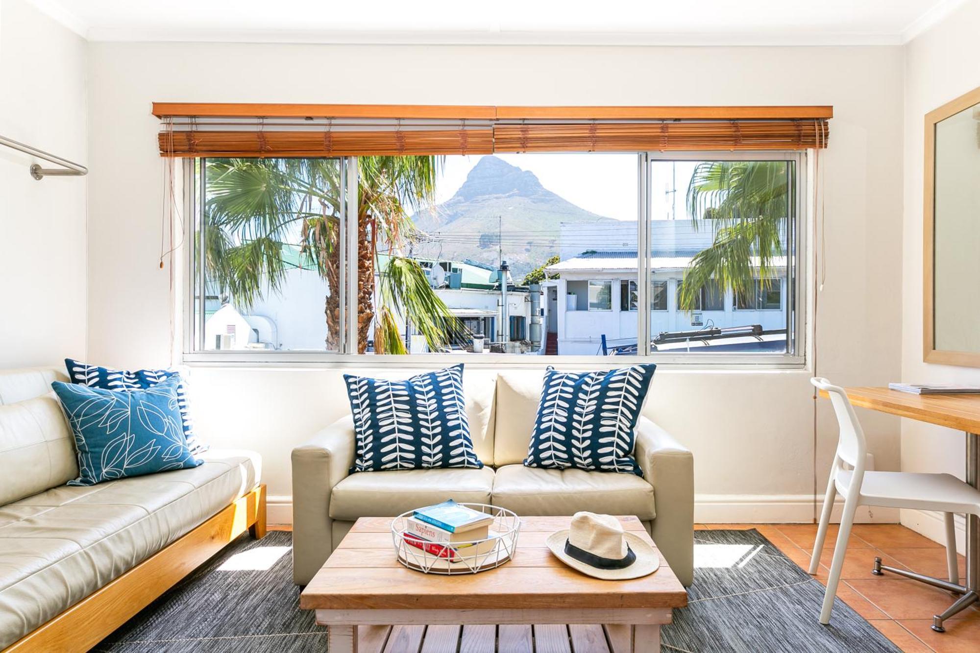Camps Bay Village - Studios And Apartments Fokváros Kültér fotó